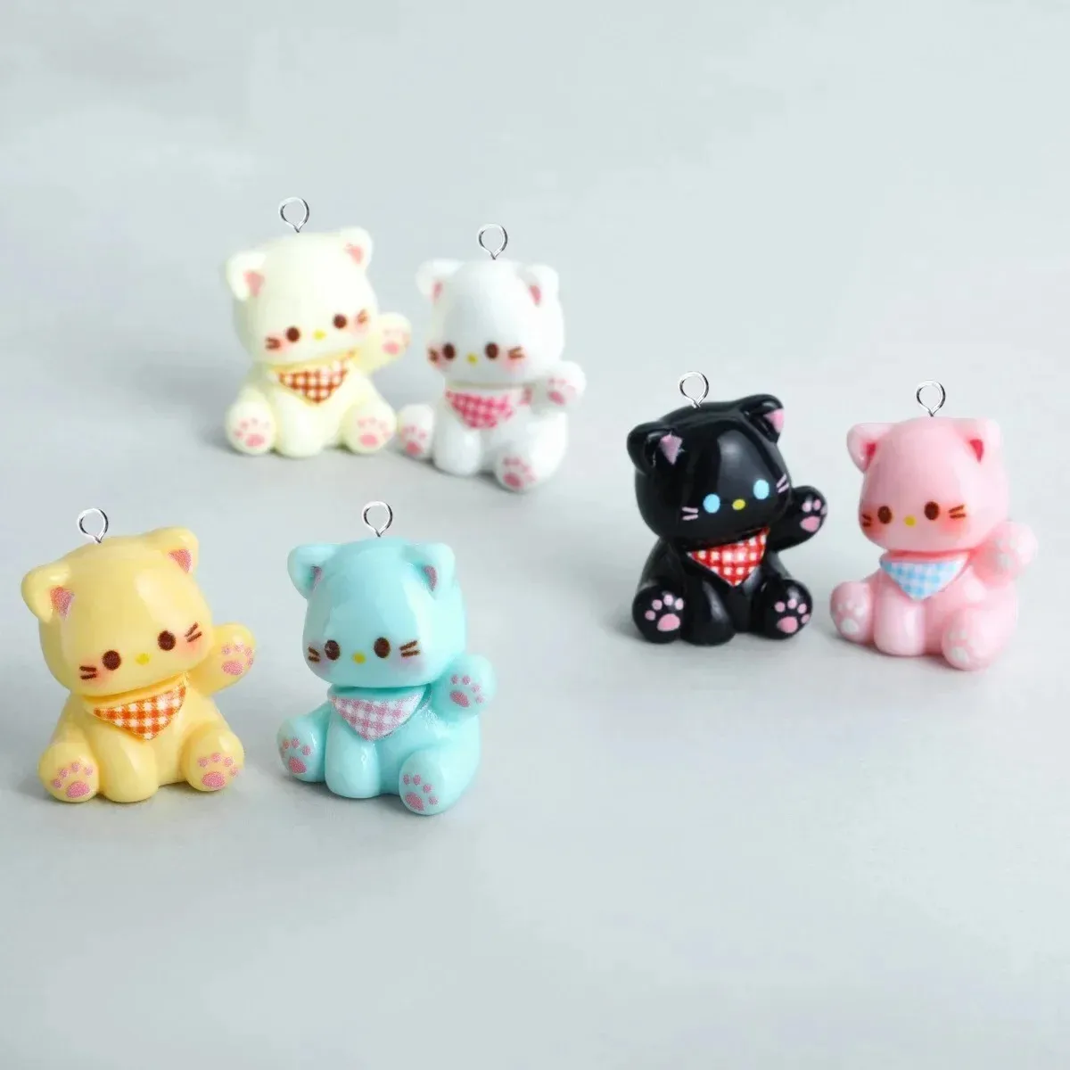 Crafting Resin - 10個入り 3D漫画猫 ミニレジンペンダント かわいい動物モチーフ 手作りイヤリング キーホルダー